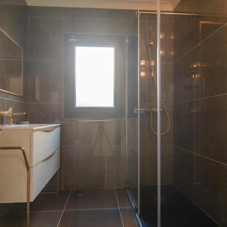 Las Chapas Playa Refurbished Beach Holiday home *